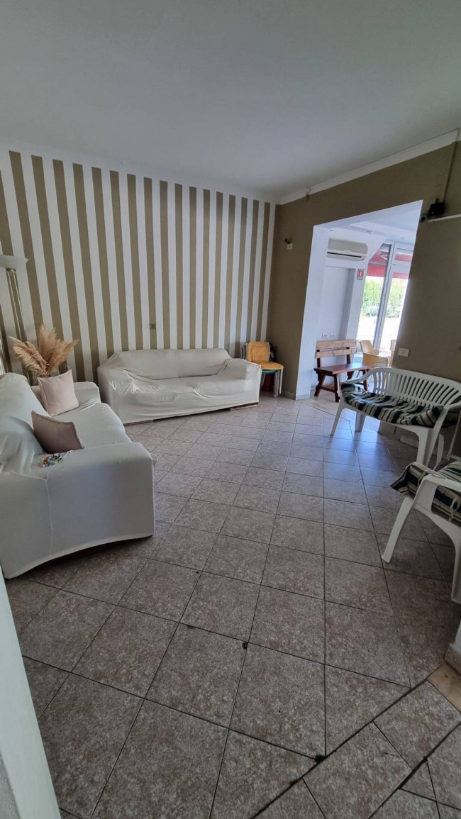 Fondo Commerciale in affitto a Cerreto Guidi