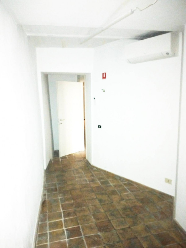 Negozio in affitto a Ravenna