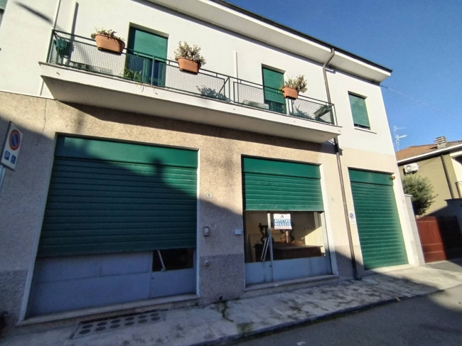 Negozio in affitto a Busto Arsizio