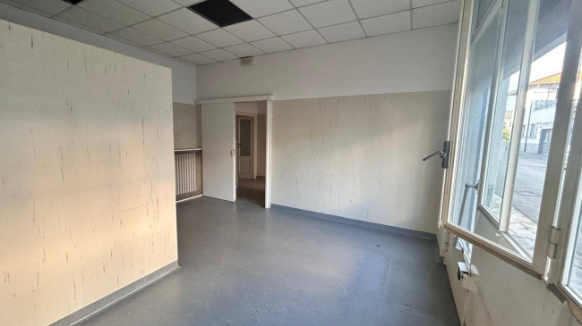 Negozio in affitto a Busto Arsizio