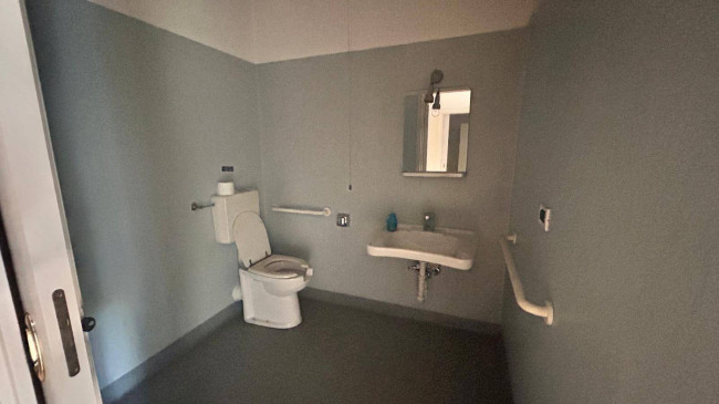 Negozio in affitto a Busto Arsizio