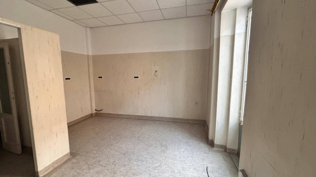 Negozio in affitto a Busto Arsizio