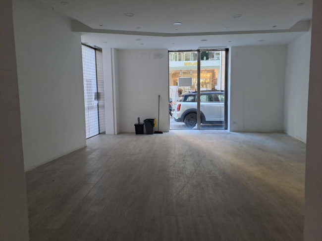 Fondo Commerciale in affitto a Empoli