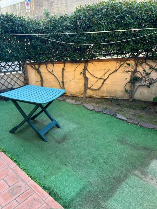 Appartamento in affitto a Capraia e Limite