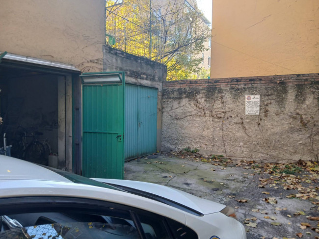 Box o garage in affitto a Bologna
