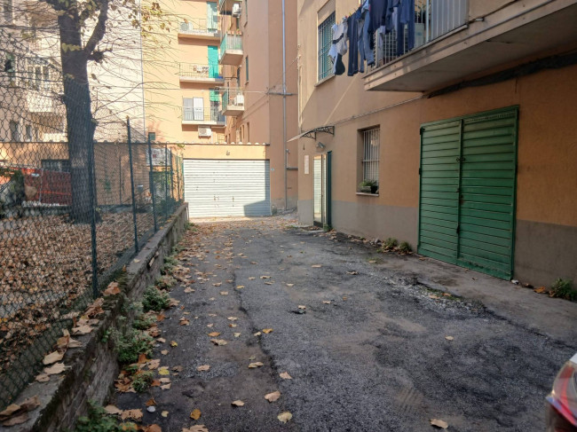 Box o garage in affitto a Bologna