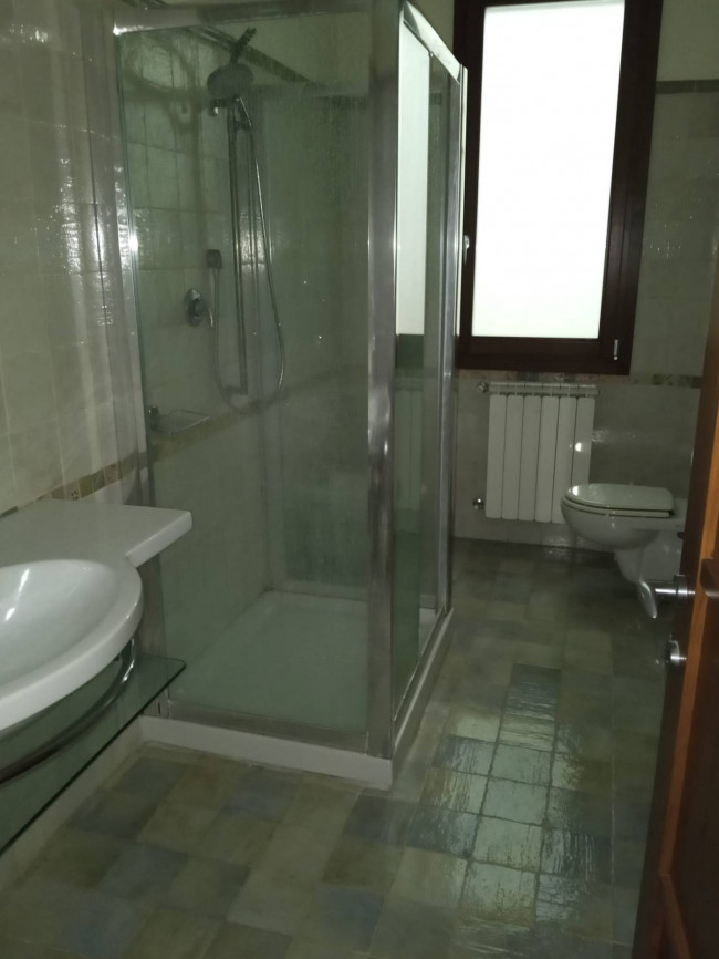 Capannone in affitto a Poggibonsi