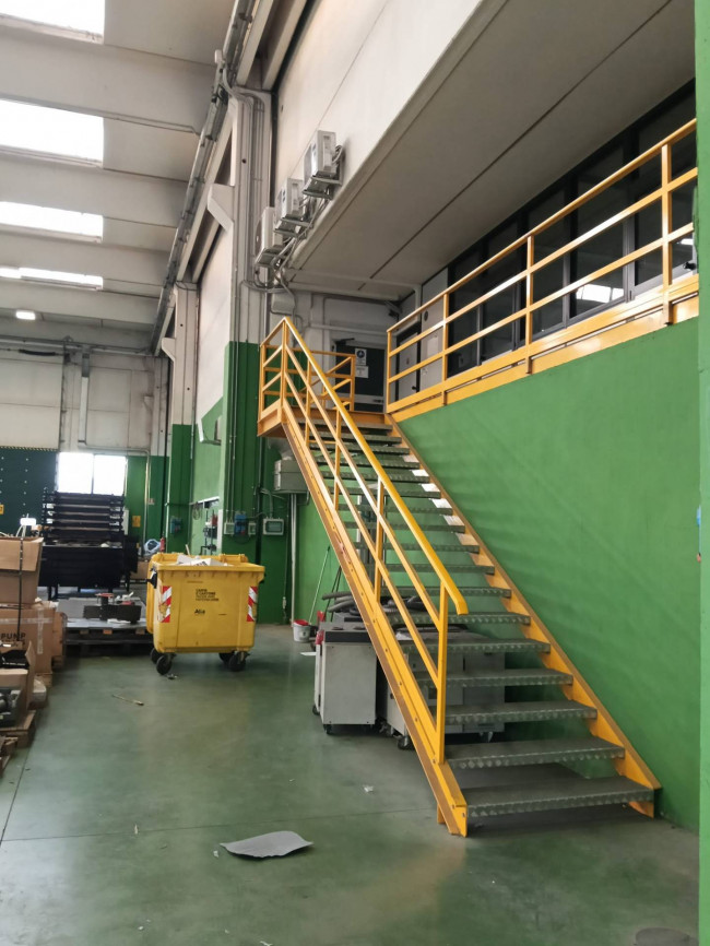 Capannone in affitto a Poggibonsi