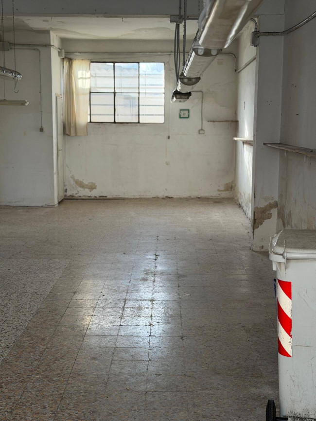 Laboratorio Artigianale in affitto a Empoli