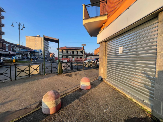 Negozio in affitto a Chivasso