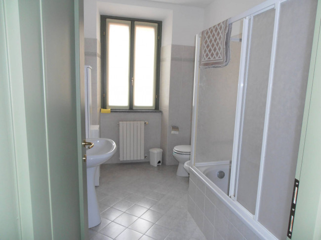 Appartamento in affitto a Porto Valtravaglia