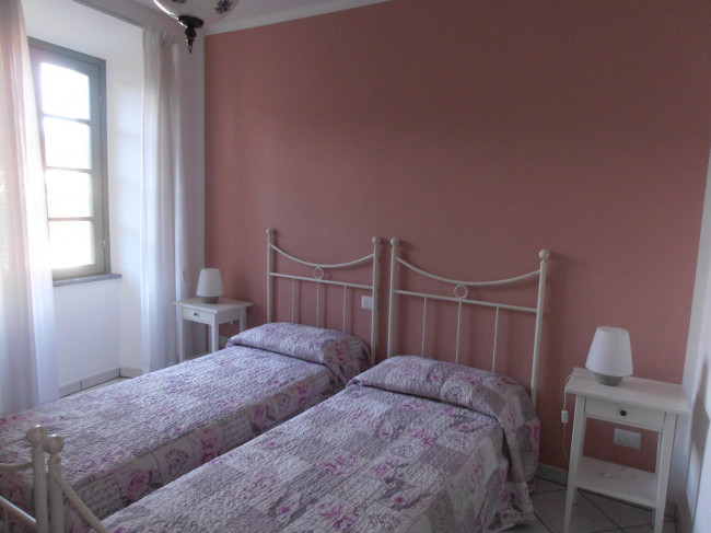 Appartamento in affitto a Porto Valtravaglia