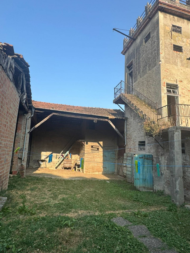 Casa semi indipendente in vendita a Meldola