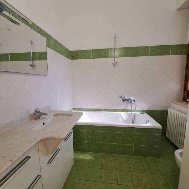 Appartamento in vendita a Forlì