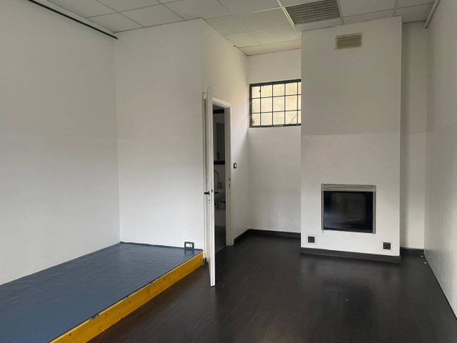 Negozio in affitto a Chivasso