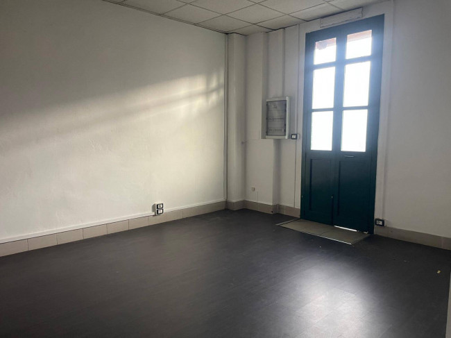 Negozio in affitto a Chivasso