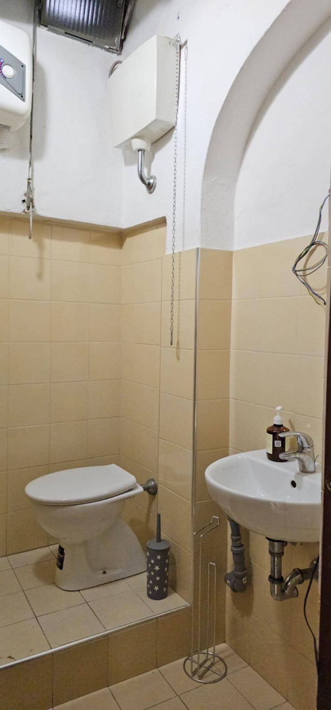 Fondo Commerciale in affitto a Empoli