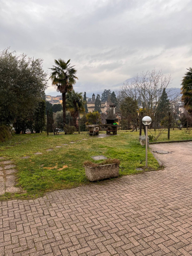 Appartamento in affitto a Luino