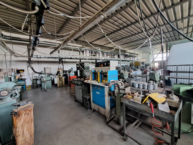 Laboratorio Artigianale in affitto a Castelfranco di Sotto