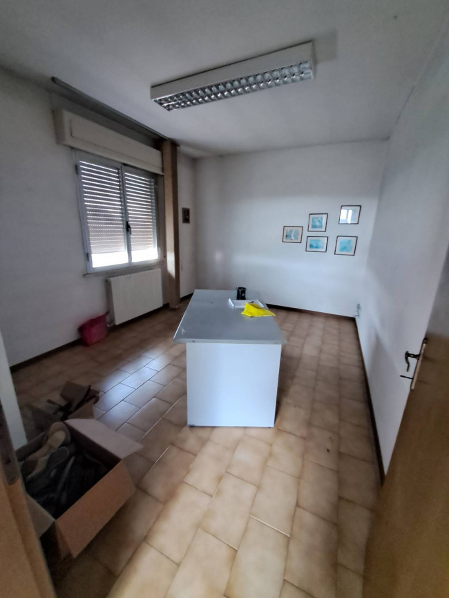 Laboratorio Artigianale in affitto a Castelfranco di Sotto