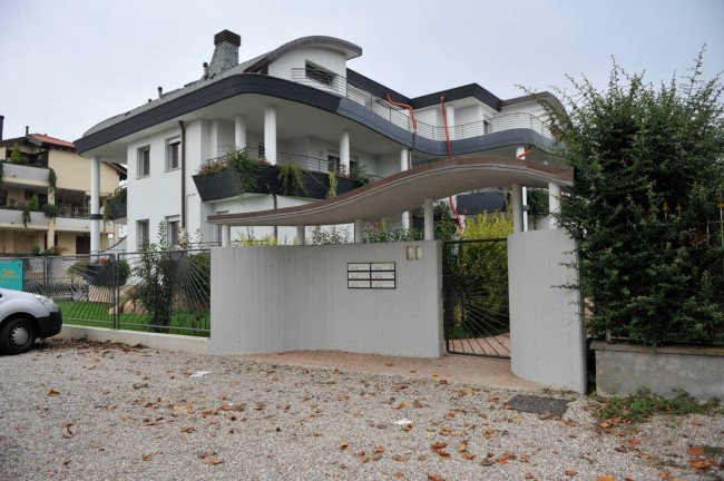 Appartamento in affitto a Magnago