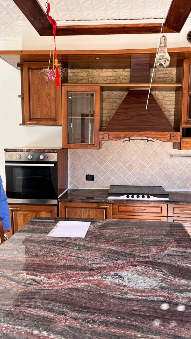 Appartamento in affitto a Cremenaga