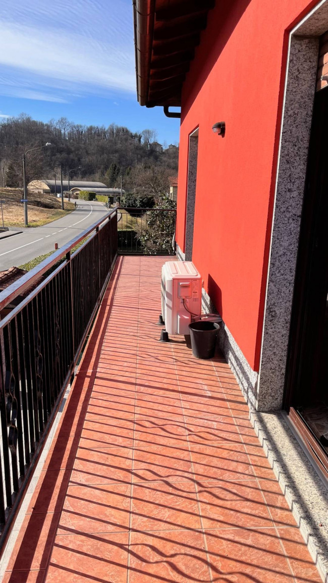 Appartamento in affitto a Cremenaga