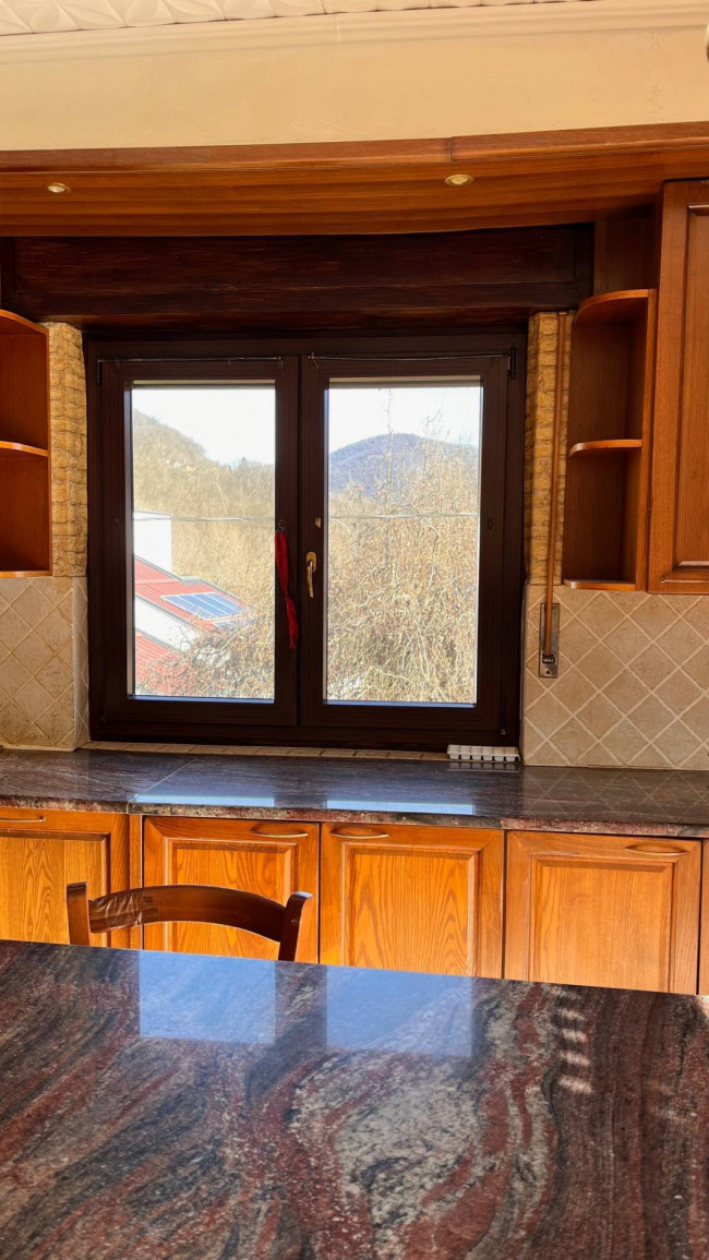 Appartamento in affitto a Cremenaga