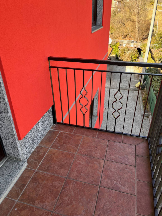 Appartamento in affitto a Cremenaga