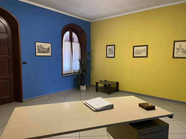 Ufficio in affitto a Chivasso