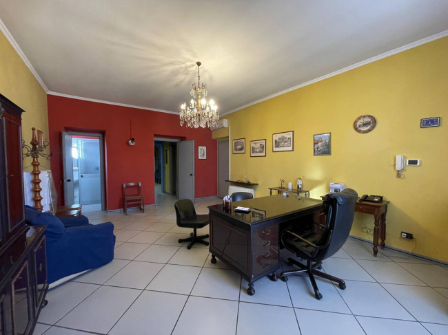 Ufficio in affitto a Chivasso