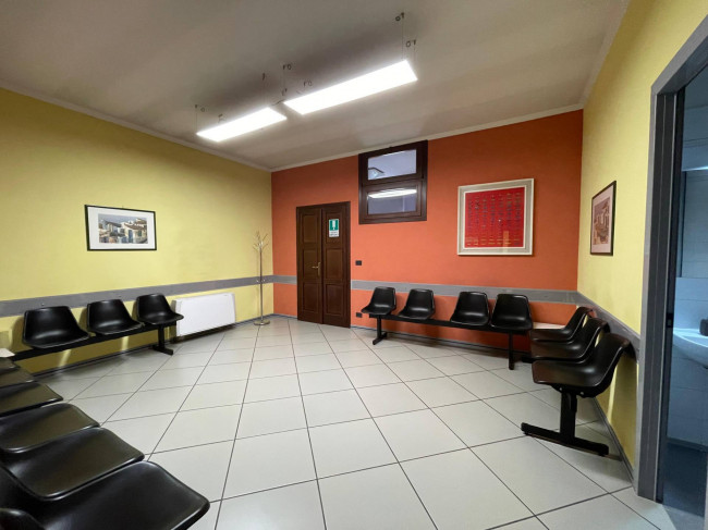 Ufficio in affitto a Chivasso