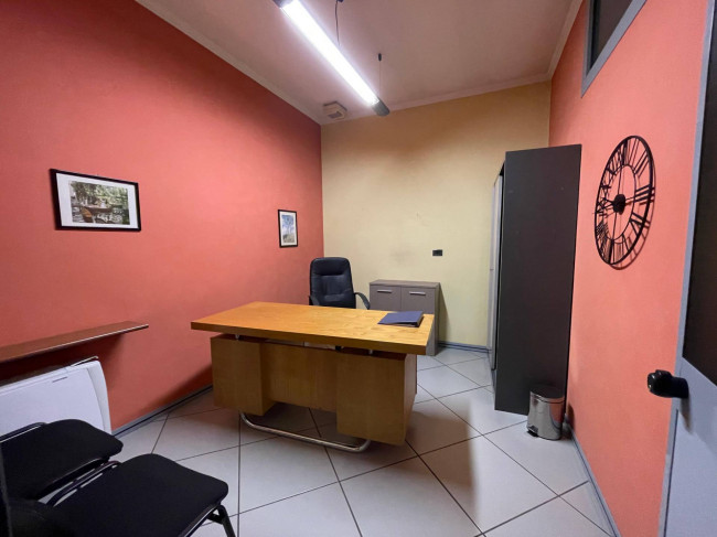 Ufficio in affitto a Chivasso
