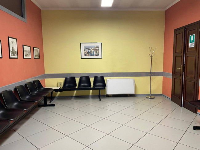 Ufficio in affitto a Chivasso