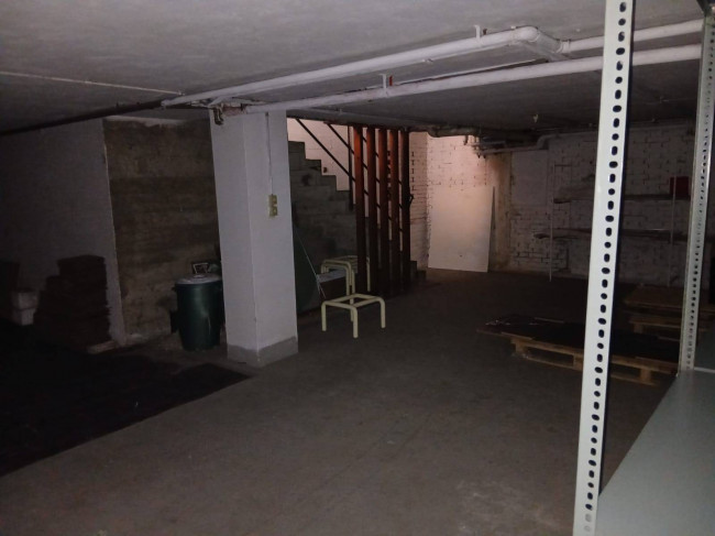 Negozio in affitto a Ravenna