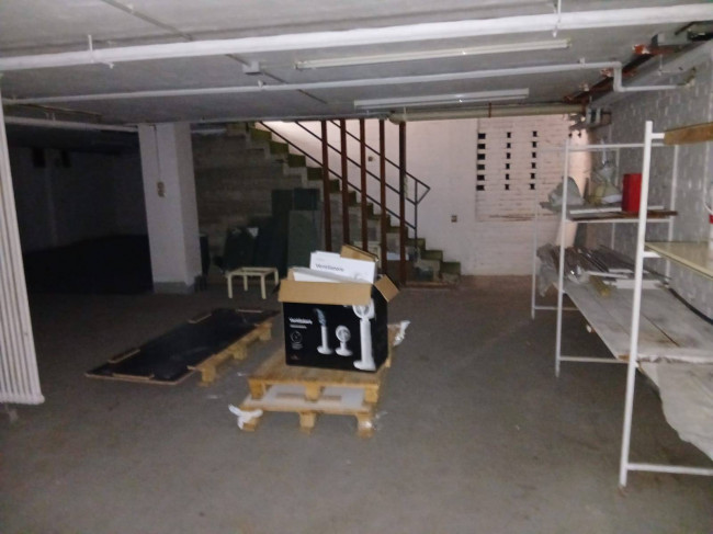 Negozio in affitto a Ravenna