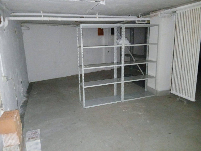 Negozio in affitto a Ravenna