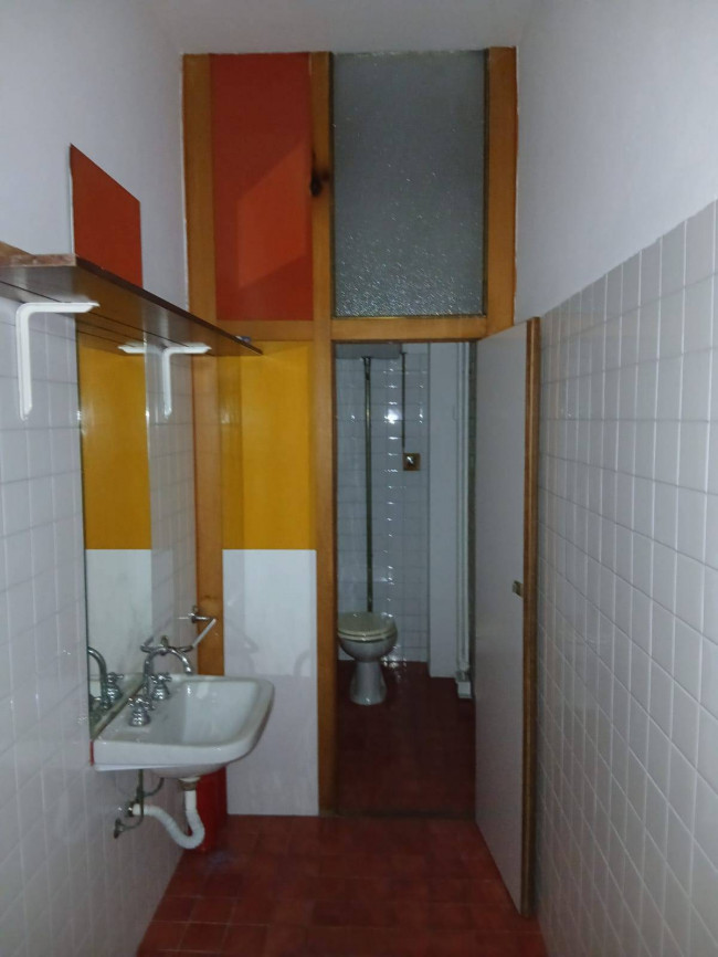 Negozio in affitto a Ravenna