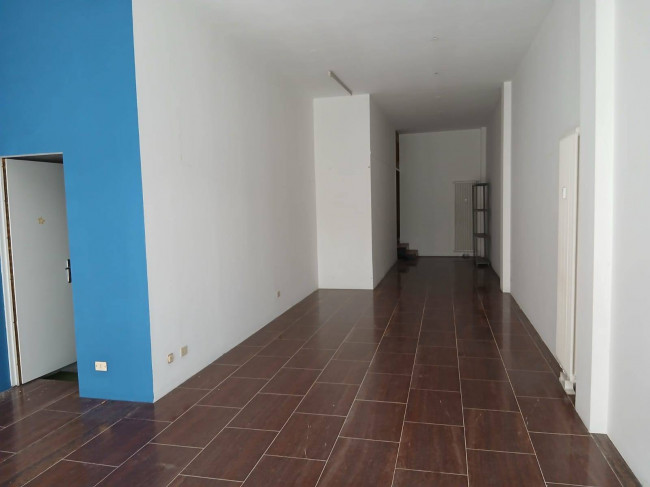 Negozio in affitto a Ravenna