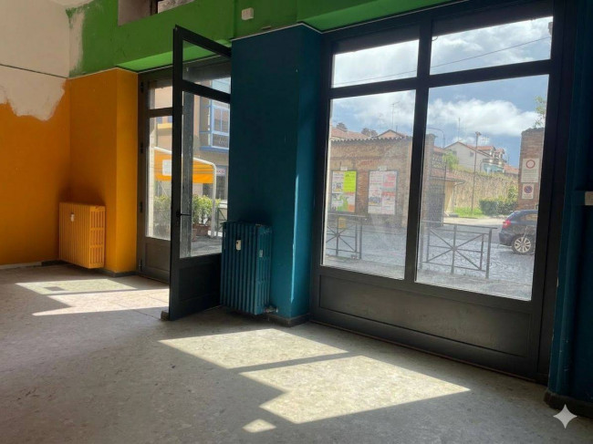 Negozio in affitto a Chivasso