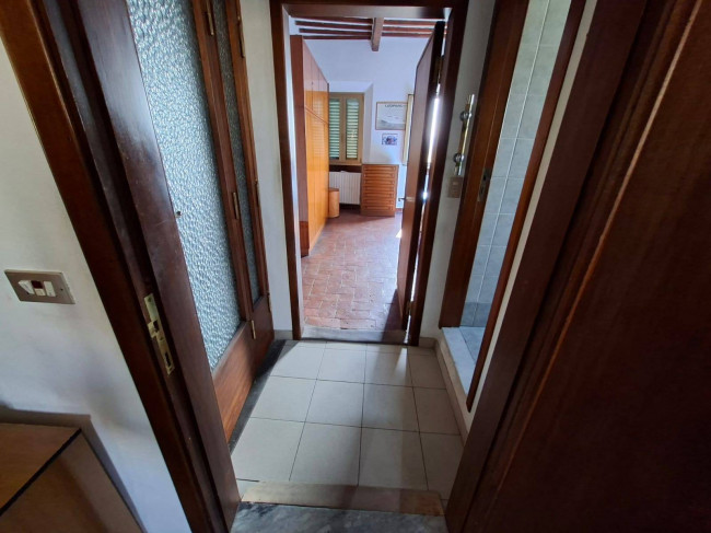 Appartamento in vendita a Capraia e Limite