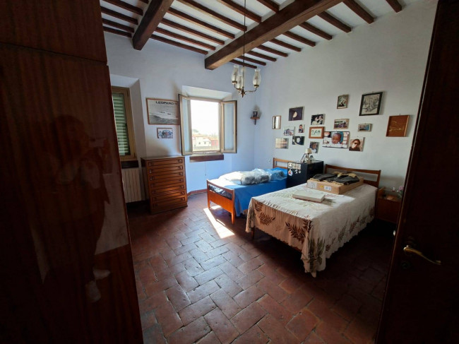 Appartamento in vendita a Capraia e Limite