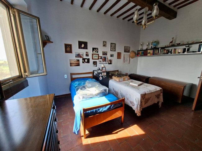 Appartamento in vendita a Capraia e Limite