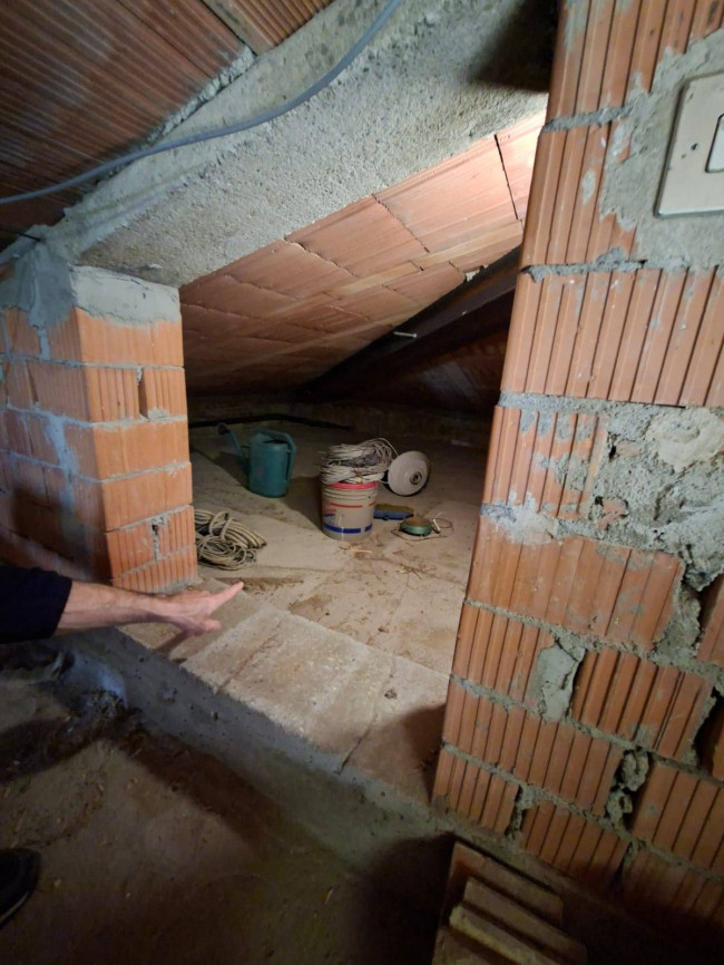 Appartamento in vendita a Capraia e Limite