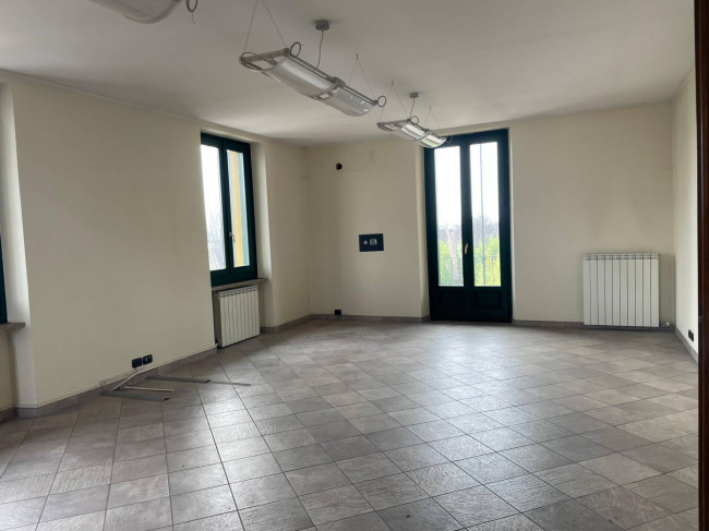 Ufficio in vendita a Caluso