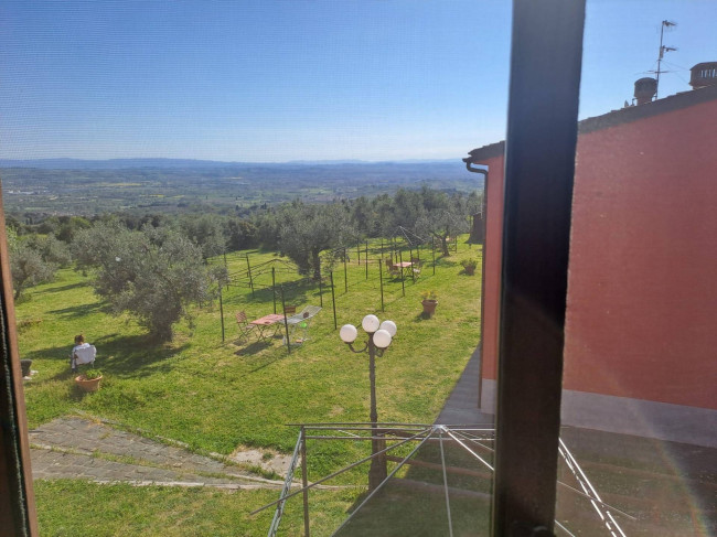 Appartamento in affitto a Capraia e Limite
