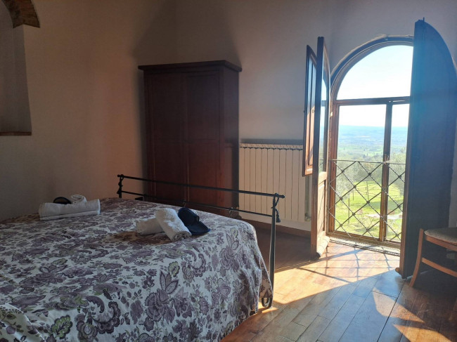 Appartamento in affitto a Capraia e Limite