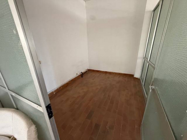 Fondo Artigianale in affitto a Vinci
