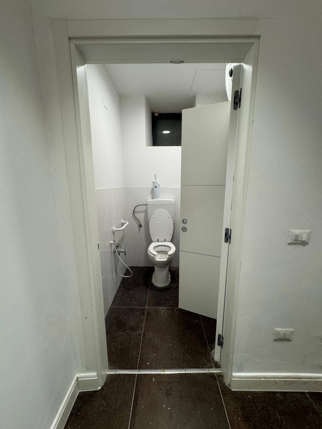Negozio in affitto a Empoli