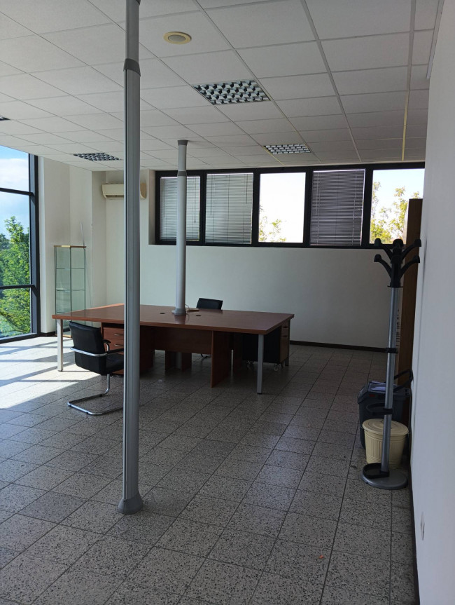 Ufficio in affitto a Longiano